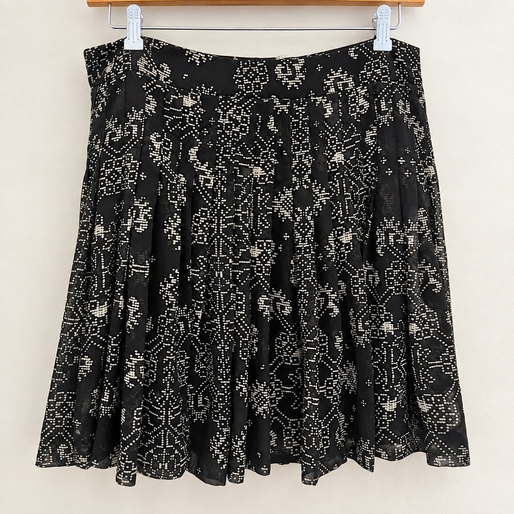 Gap Geometric Dot Pleated Mini Skirt Size 12 Chiffon Layered Lined School Girl
